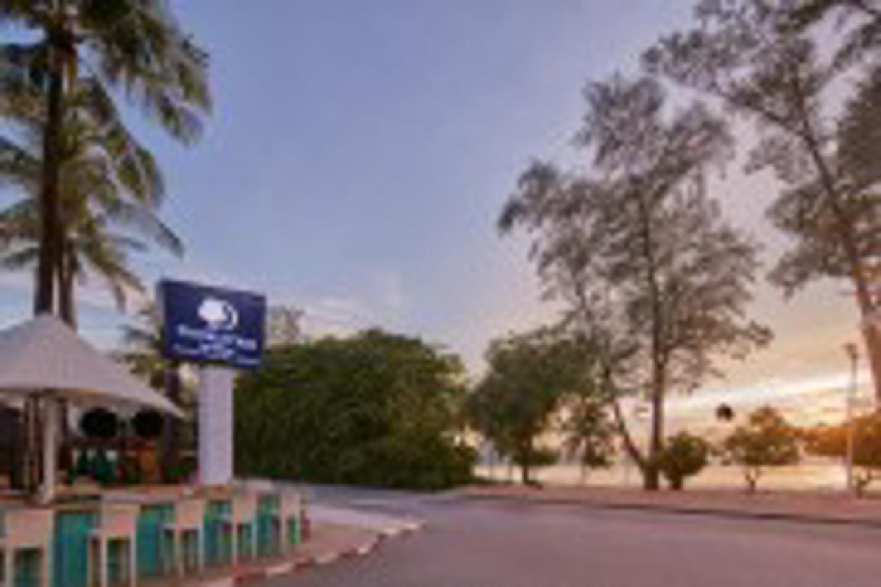 Khu nghỉ mát Doubletree By Hilton Phuket Banthai 4*