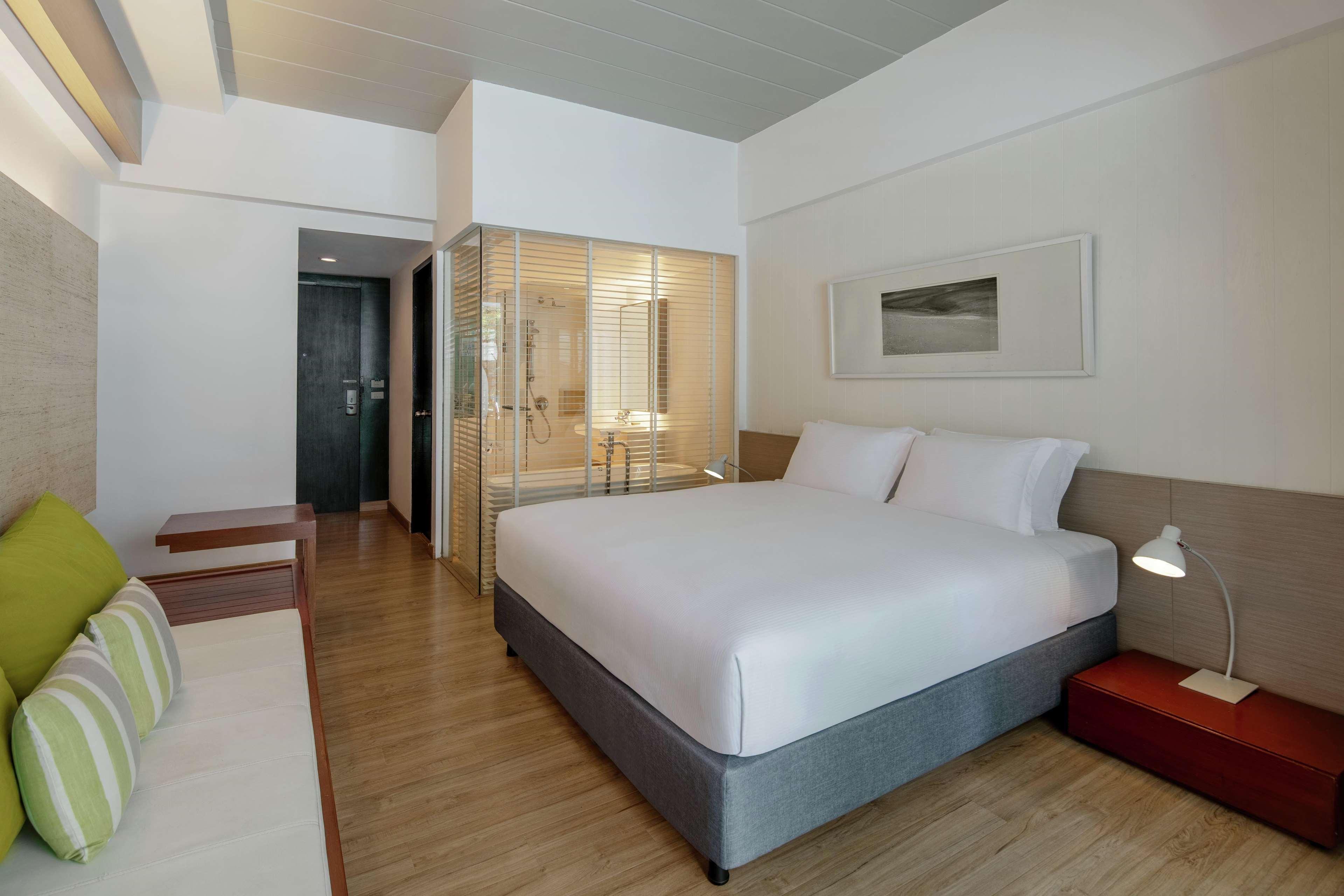 Doubletree By Hilton Phuket Banthai Semesteranläggning (resort) Patong