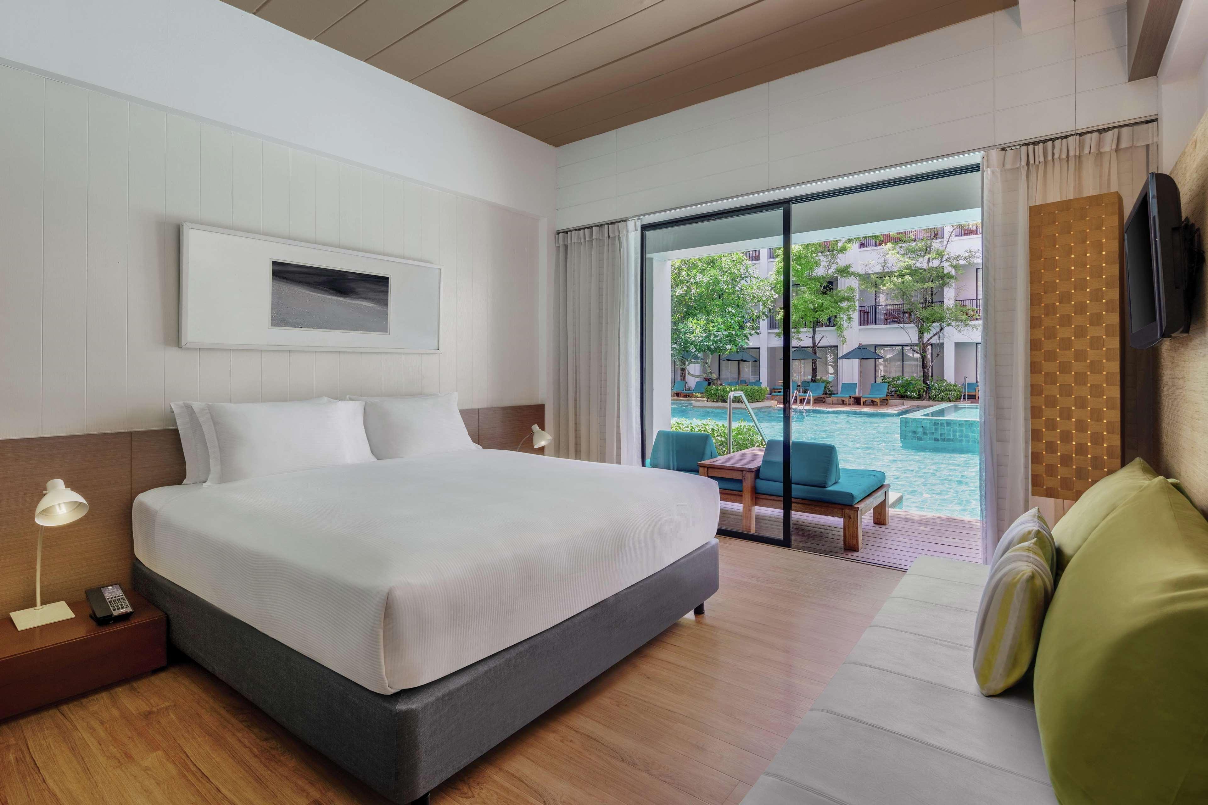 Doubletree By Hilton Phuket Banthai Semesteranläggning (resort)